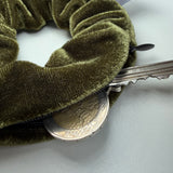 Magic Hair Bag Dirndl Edition - Moosgrün mit Breze