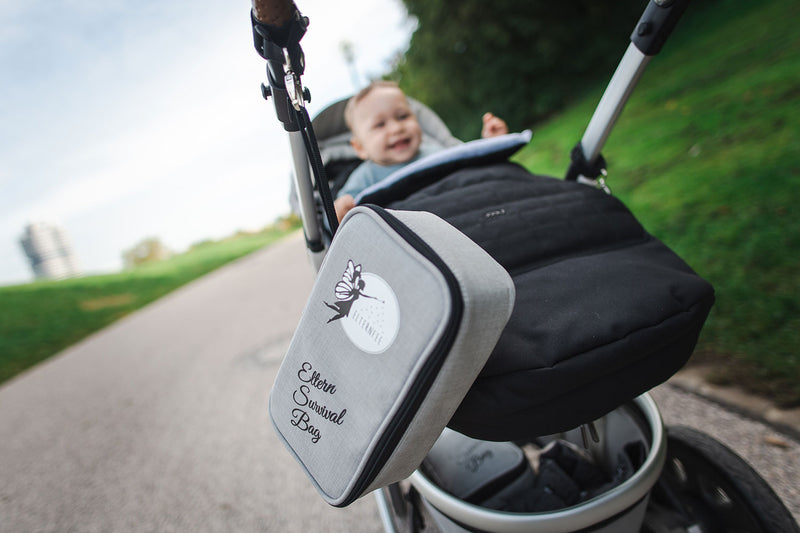 Elternfee - Eltern Survival Bag am Kinderwagen